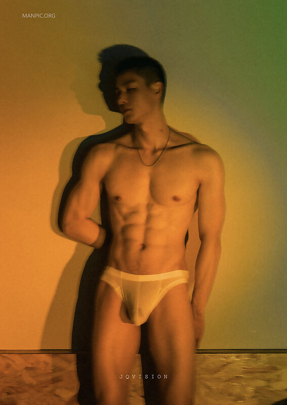 Next Image >>