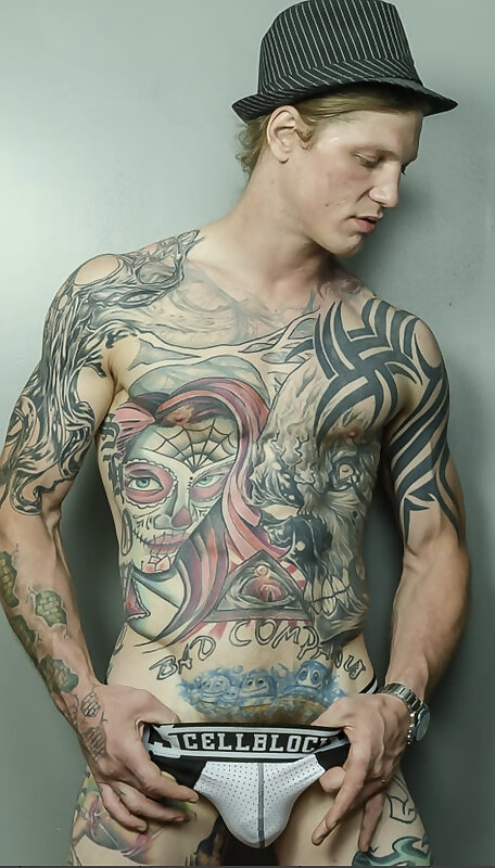 Next Image >>