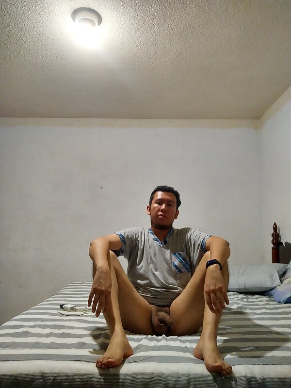 Next Image >>