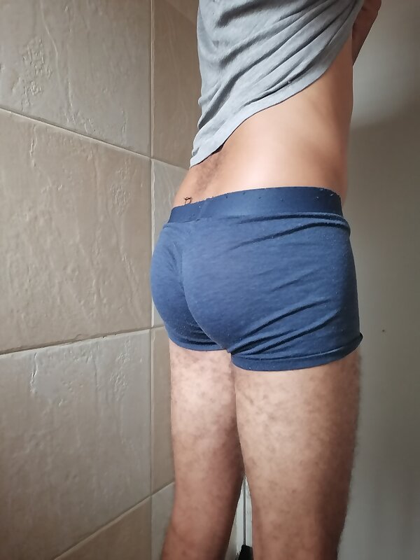 Next Image >>