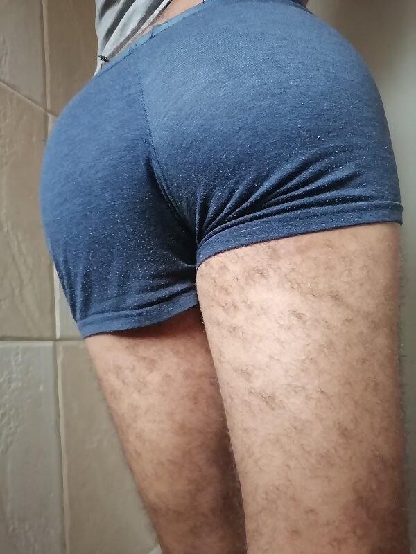 Next Image >>