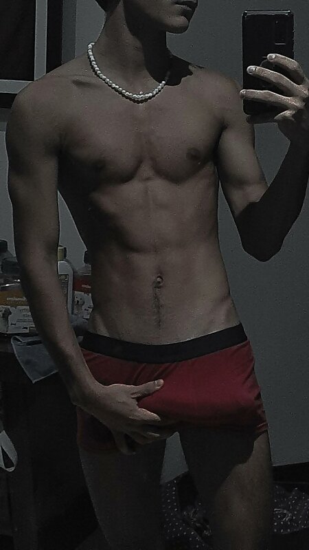 Next Image >>