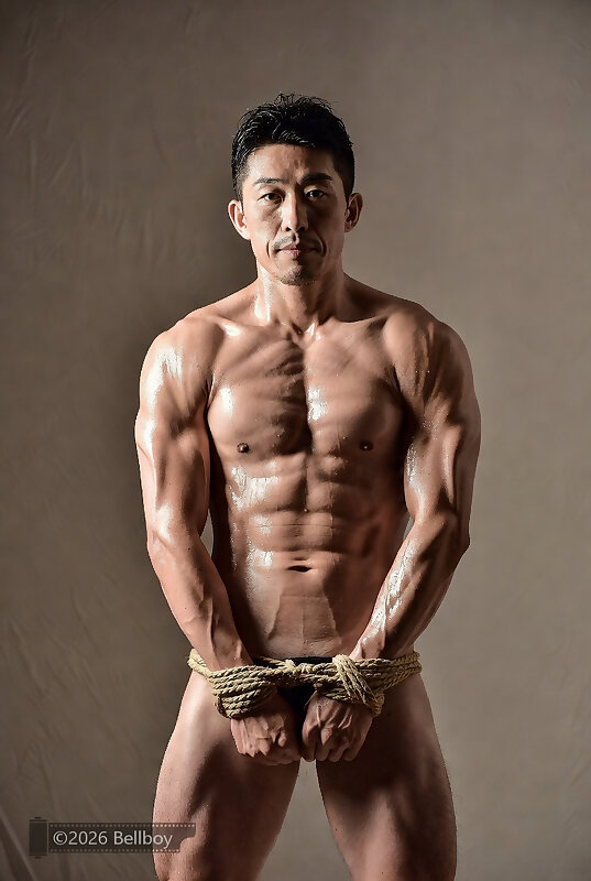 Next Image >>