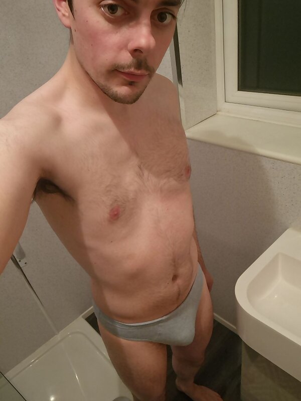 Next Image >>