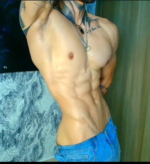 Next Image >>