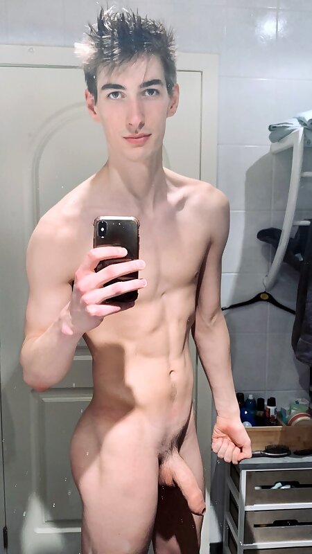 Next Image >>