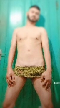 Next Image >>