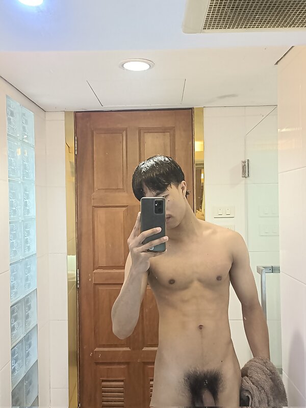 Next Image >>