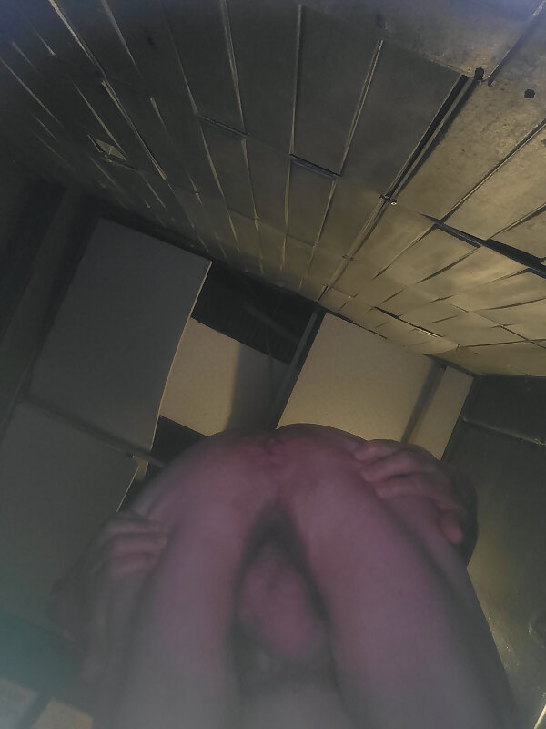 Next Image >>