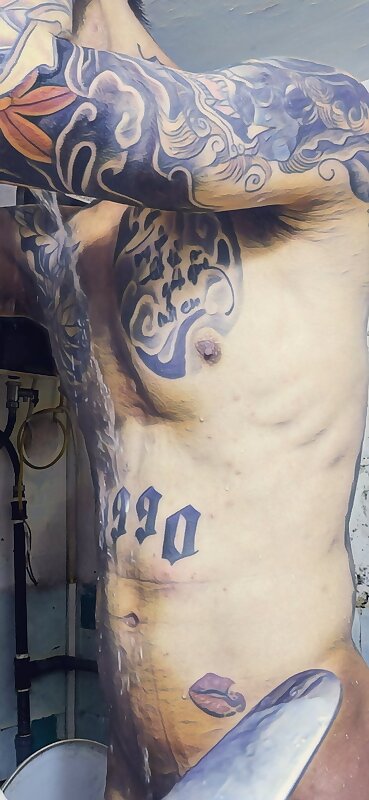 Next Image >>