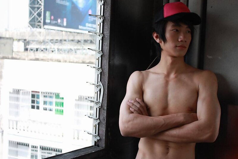 Next Image >>