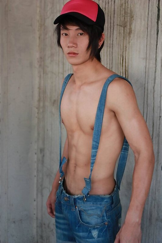 Next Image >>