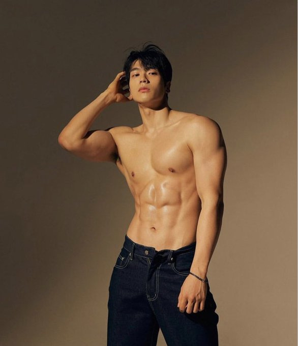 Next Image >>
