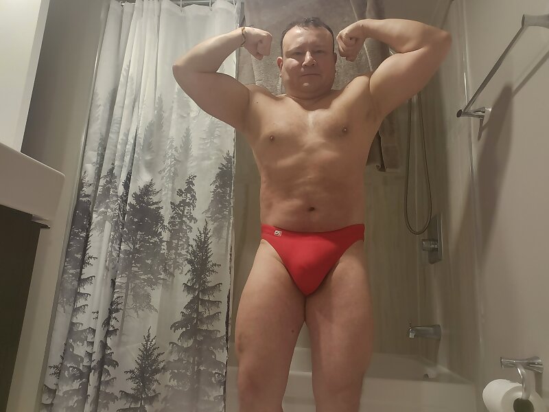 Next Image >>