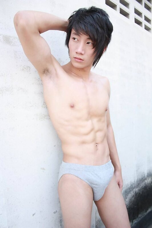 Next Image >>
