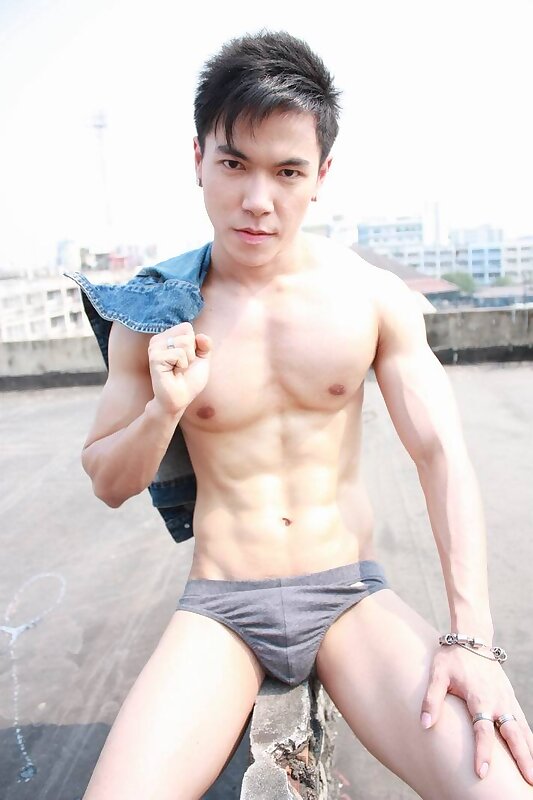 Next Image >>