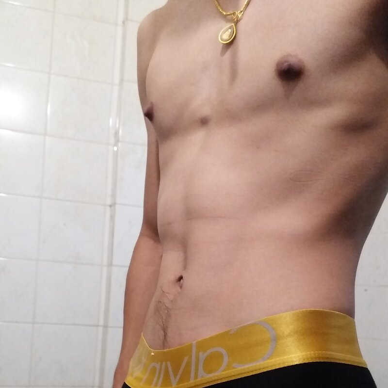 Next Image >>