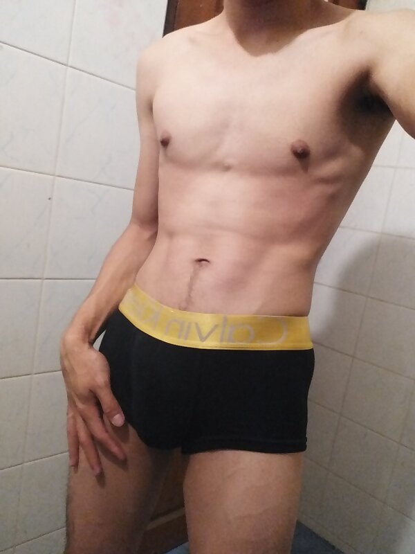 Next Image >>