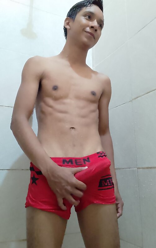 Next Image >>