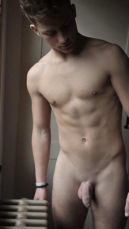 Next Image >>