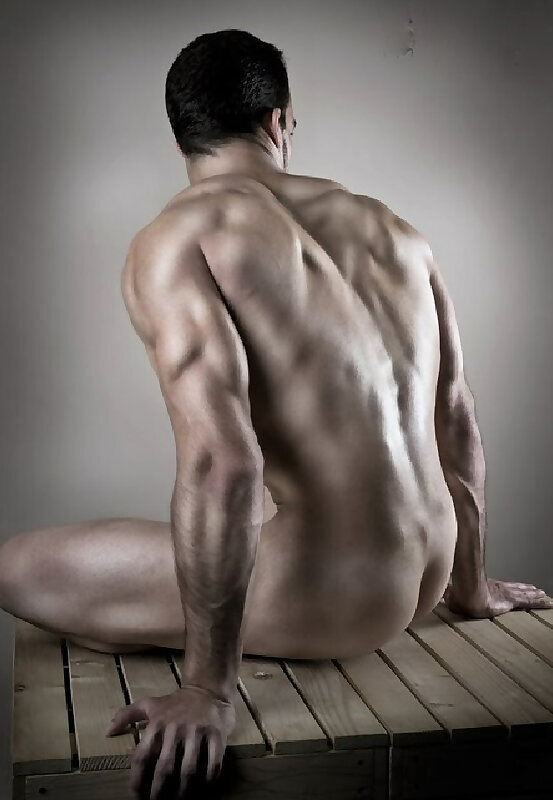 Next Image >>