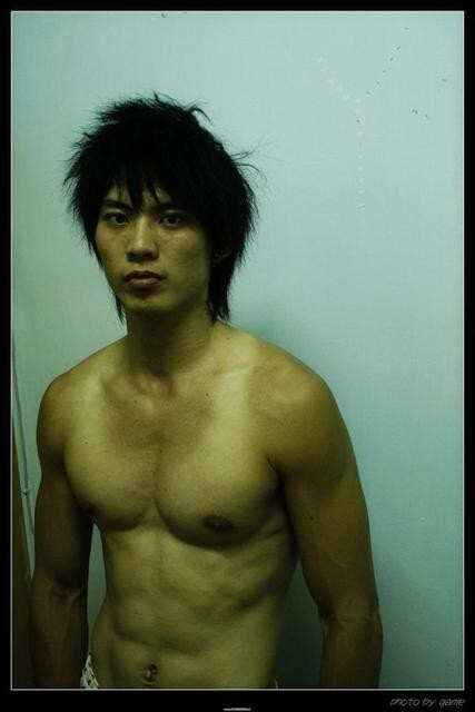 Next Image >>