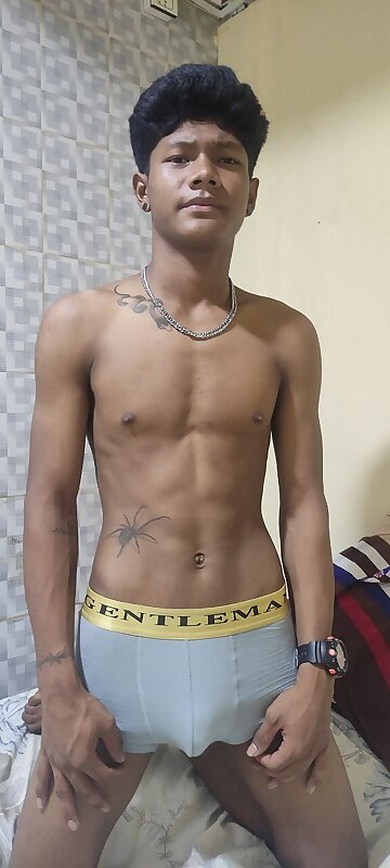 Next Image >>