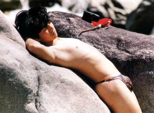 Next Image >>