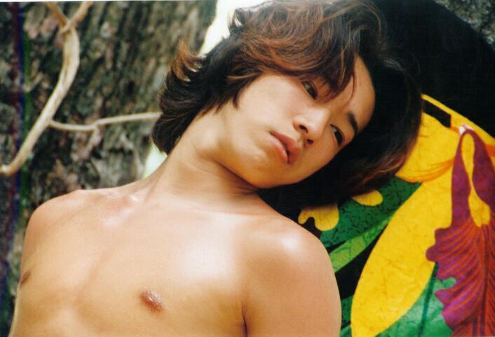 Next Image >>