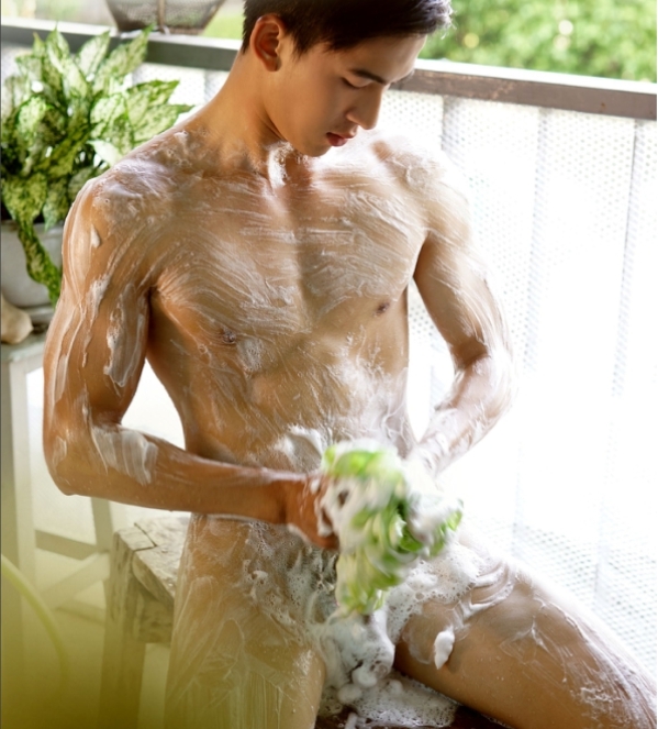 Next Image >>