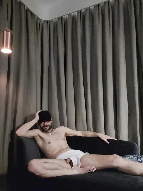 Next Image >>