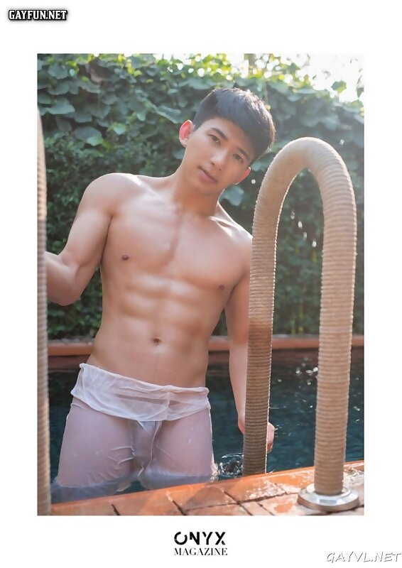 Next Image >>