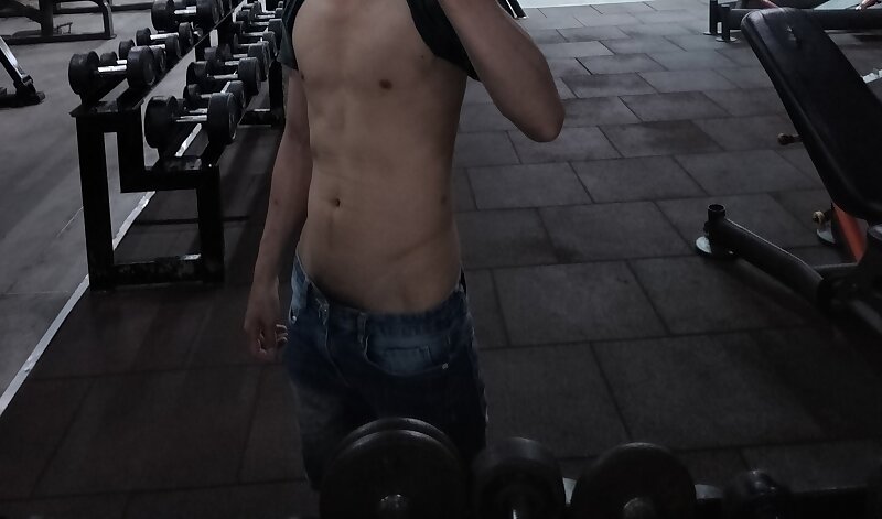 Next Image >>