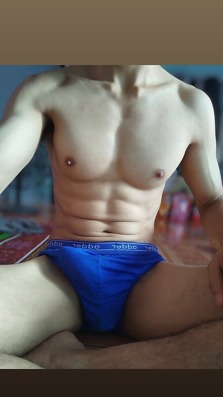 Next Image >>