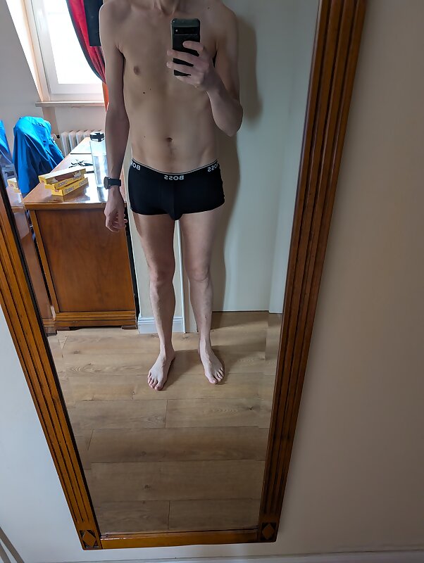 Next Image >>