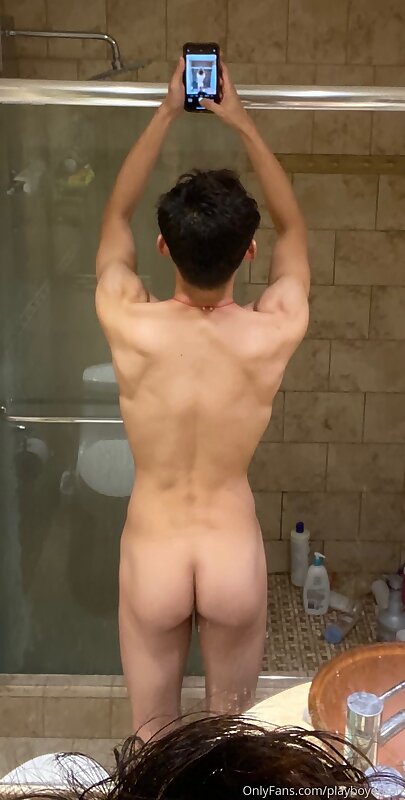 Next Image >>