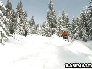 Handsome stud gets his cock sucked on the slopes