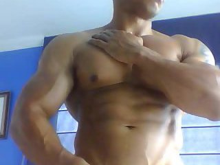Solo muscle dude cock jerking