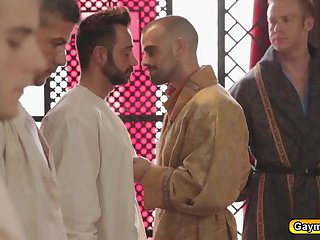 Gay king wants blowjob and fucks servant in the anal