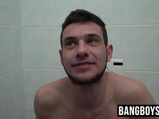 Amateur got paid to be fucked in the ass by small cocked gay