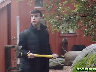 Troye Jacobs starts a fire with Ty Roderick's big wood!