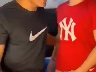 Bareback twinks amateur with twink getting hot - BoyFriendTV.com