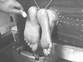 Tickling torture - 2022 08 18