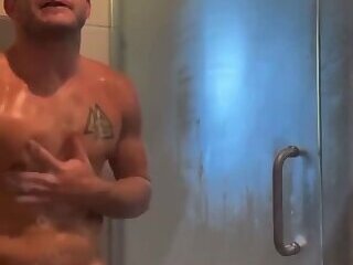 Nathan Bronson Shower Solo