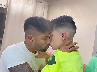 Only Fans – Mateus Souza in a 4some