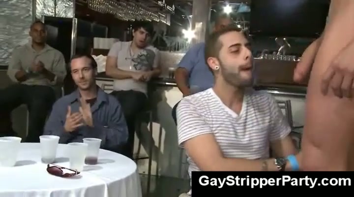 Gay striper seks publik