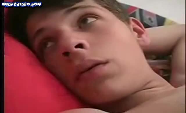 Cute german twinks bareback blowjob fuck help give handjob and cumshot  - BoyFriendTV.com