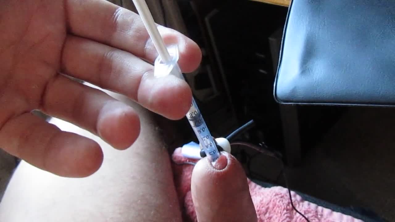 Injecting Cum