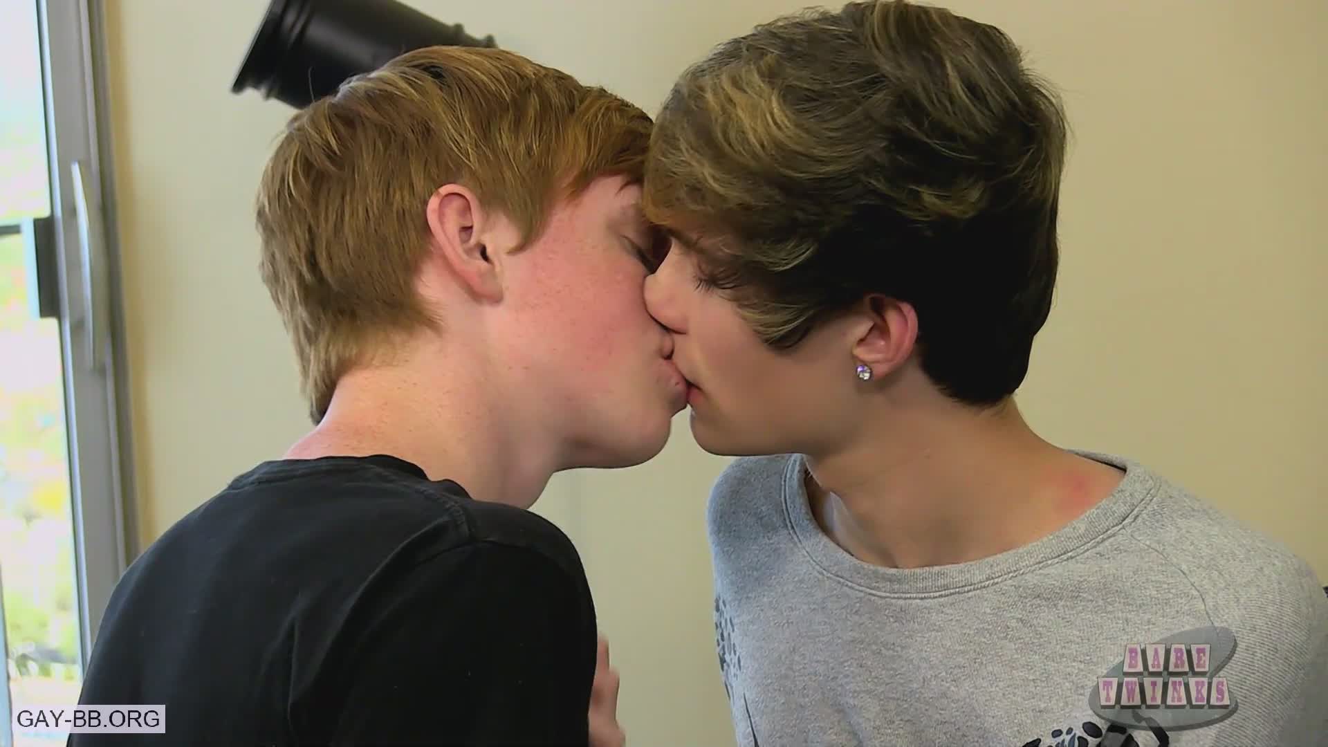 Elijah Young, Dakota White in BT - Elijah Y*ung-Dakota White featuring анал...