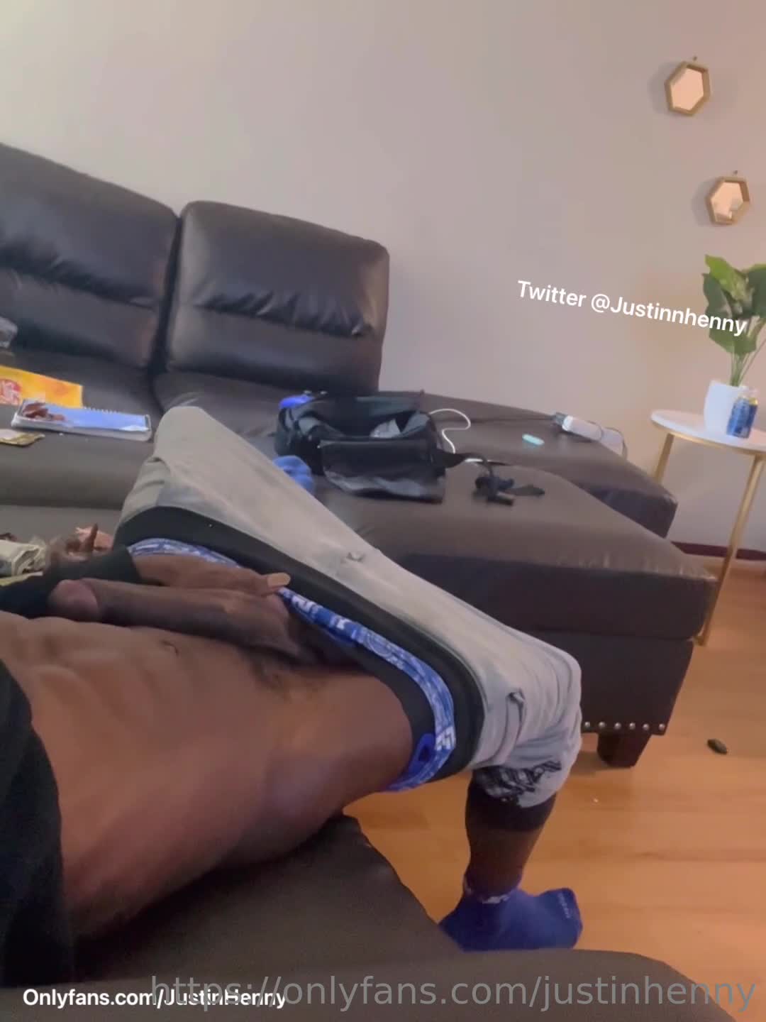JUSTINN HENNY aka JAI DEE (2nd) - BoyFriendTV.com